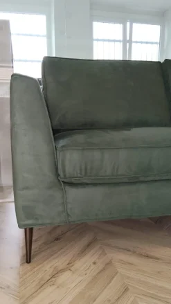 Divano Still tessuto in poliuretano Samoa a prezzo scontato