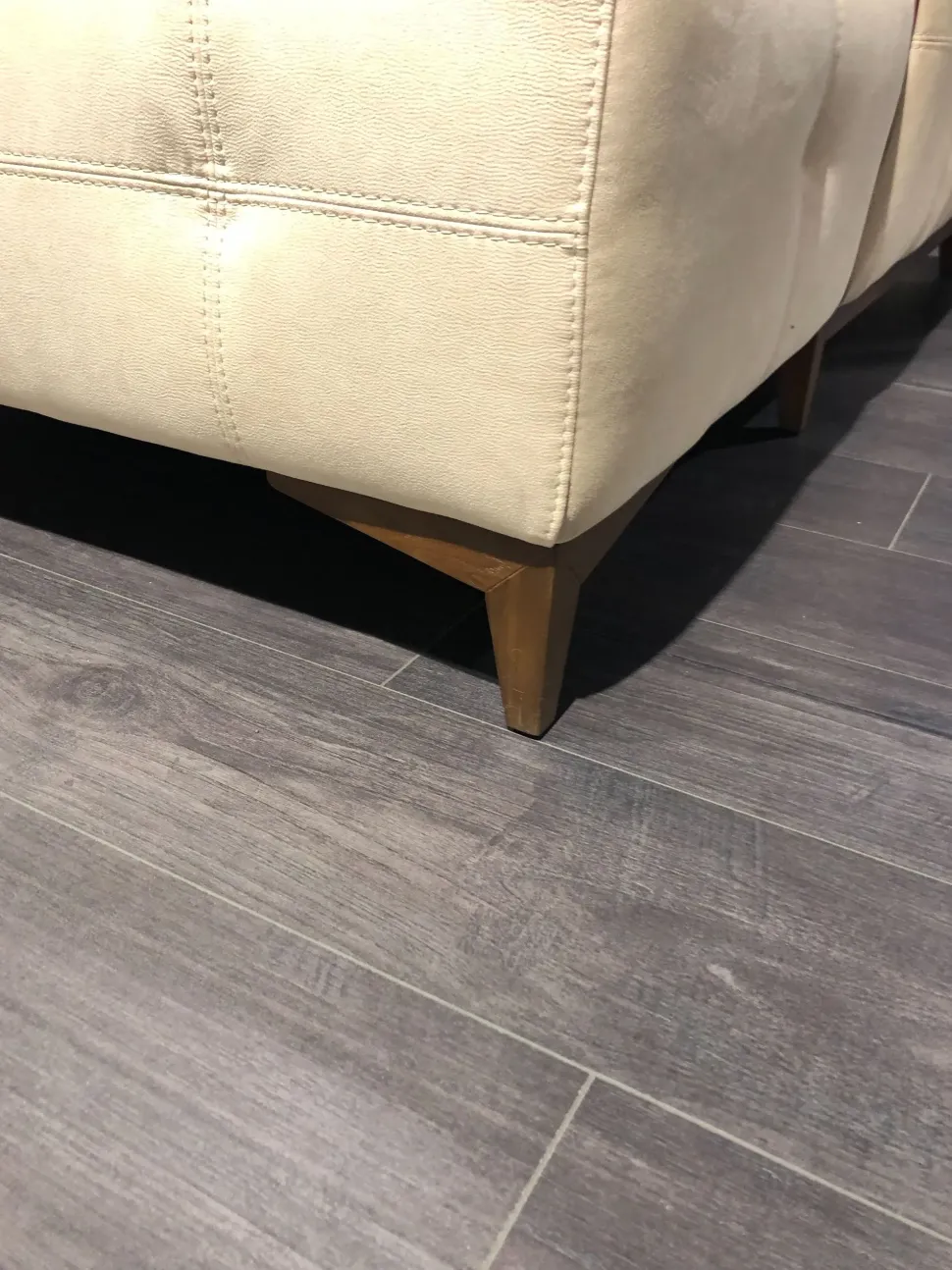 Divano Tiffany in Microfibra non sfoderabile di Egoitaliano scontato 60%