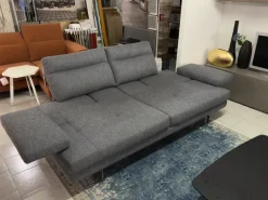 Divano Toby-wing in Tessuto sfoderabile di Calia scontato 43%