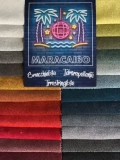 Divano Tou105 Artigianale a prezzo ribassato