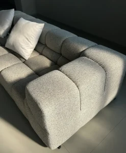 Divano Tufty time in Tessuto B&b italia a prezzo ribassato