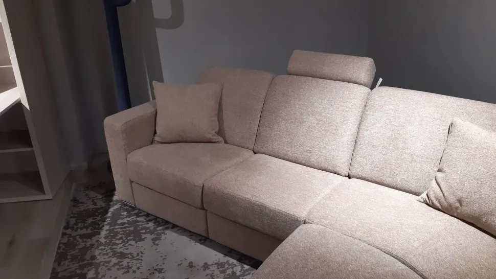 Dylan tessuto in poliuretano Doimo salotti a prezzo Outlet