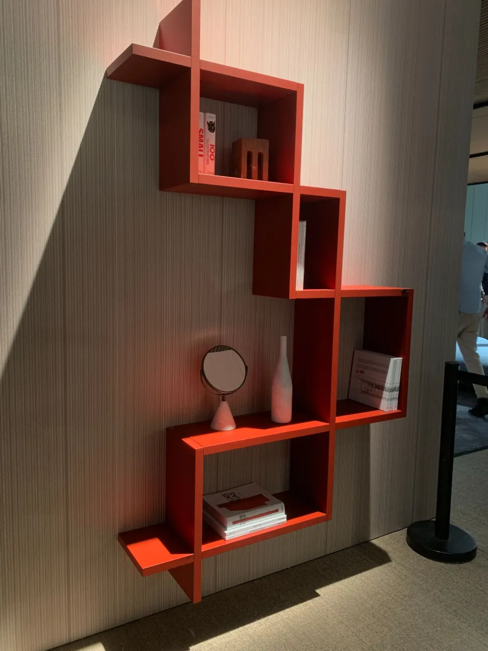 Libreria Lagolinea rubino in stile design di Lago in OFFERTA OUTLET