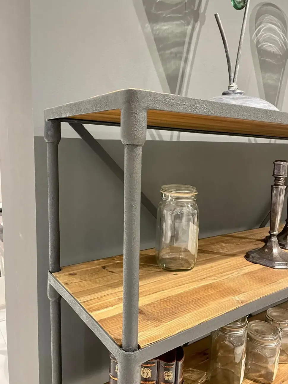 Libreria Libreria in legno e metallo stile moderna di Acheo scontata del 50%