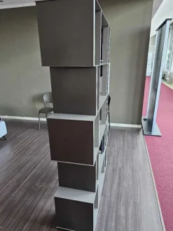 Libreria Manga  stile moderno di Ozzio scontata del 30%