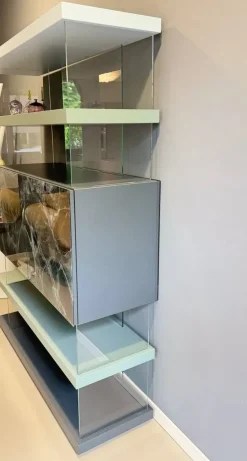 Libreria modello Air bifacciale di Lago a prezzo scontato
