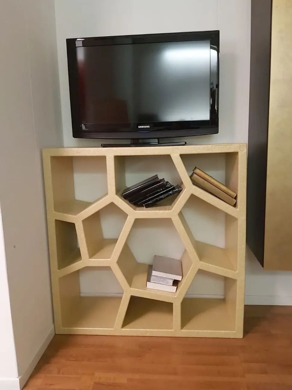 Libreria modello Opus incertum di Casamania by frezza a prezzo Outlet