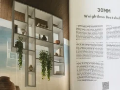 Libreria modello Weightless di Lago a prezzo Outlet