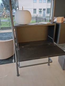 Libreria Molteni & c in metallo a prezzo Outlet: scopri Libreria hector bifacciale