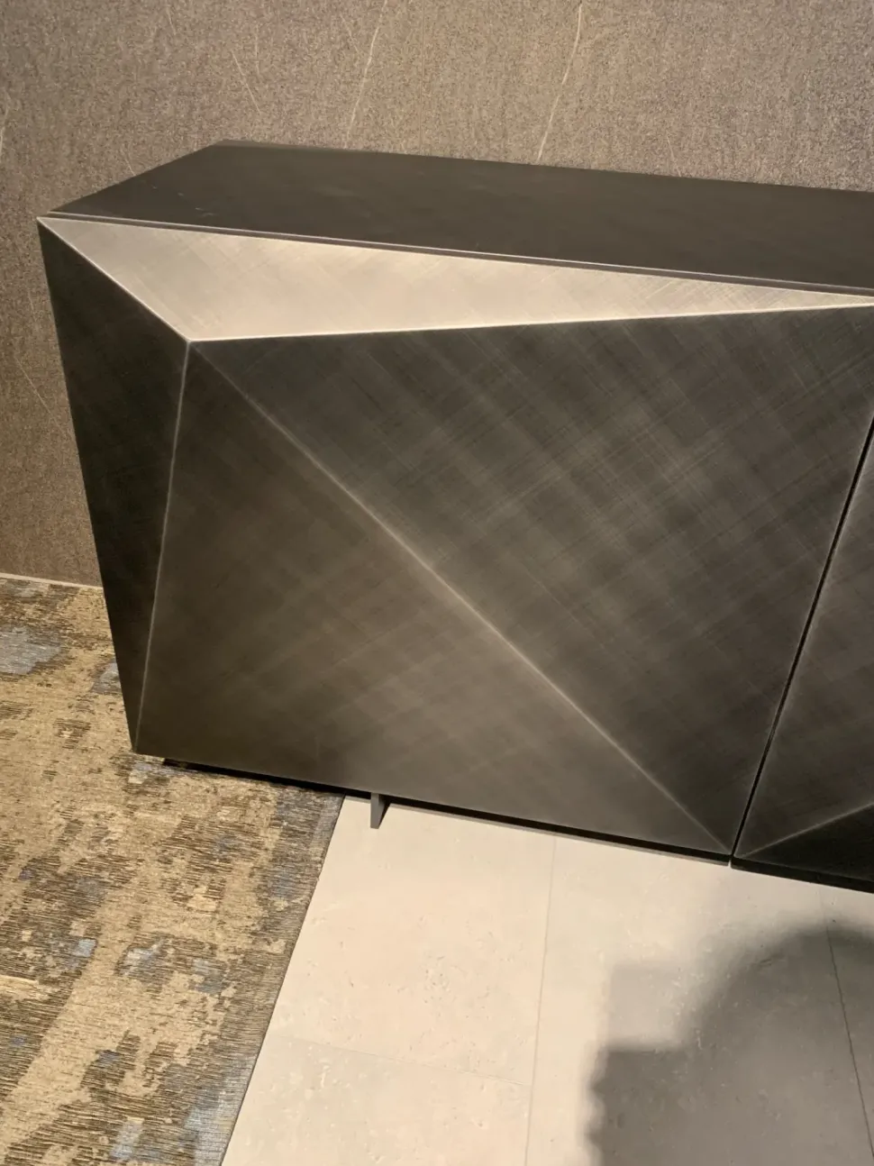 Madia di Cattelan italia in laccato opaco Kayak a prezzo scontato