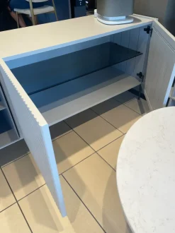 Madia di Devina nais in legno Madia zero 22 a prezzo riservato