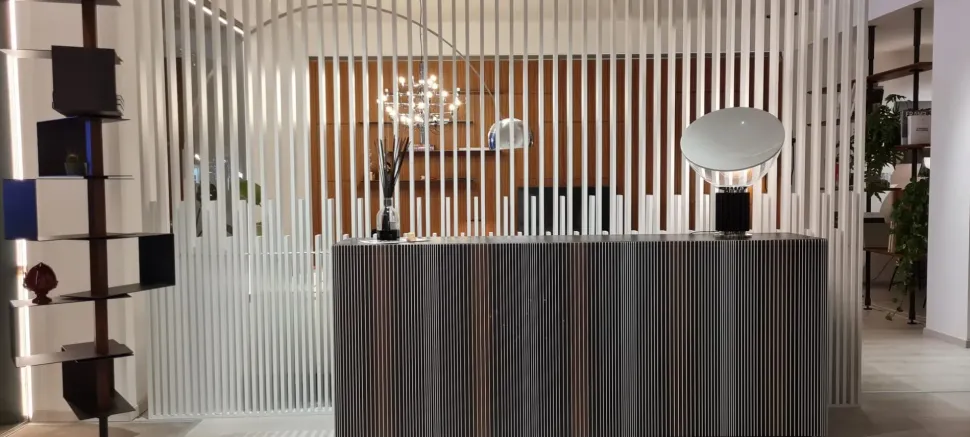 Madia di Horm in legno Carlos a prezzo Outlet