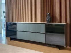 Madia di Novamobili in vetro Living 2023 in Offerta Outlet