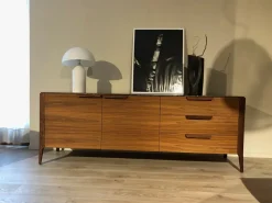 Madia di Porada in legno Atlante in Offerta Outlet