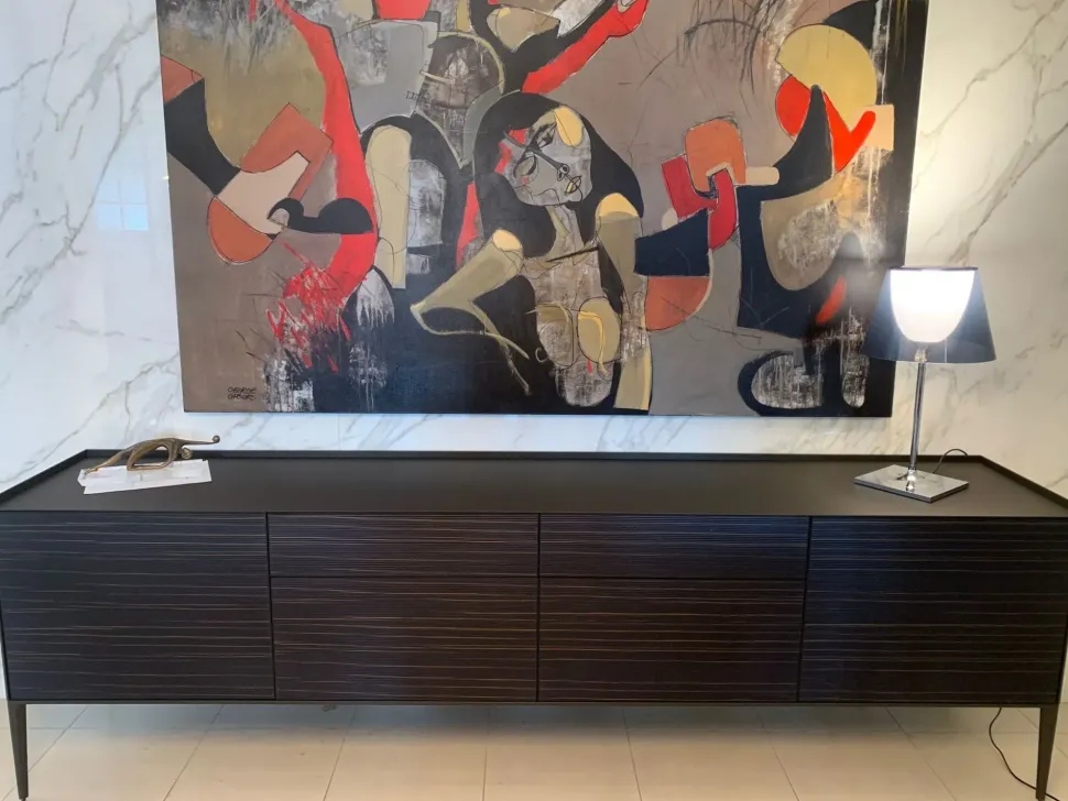 Madia di Rimadesio in laccato opaco Self bold a prezzo riservato