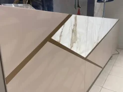 Madia di Voltan in laccato opaco Alicante a prezzo riservato