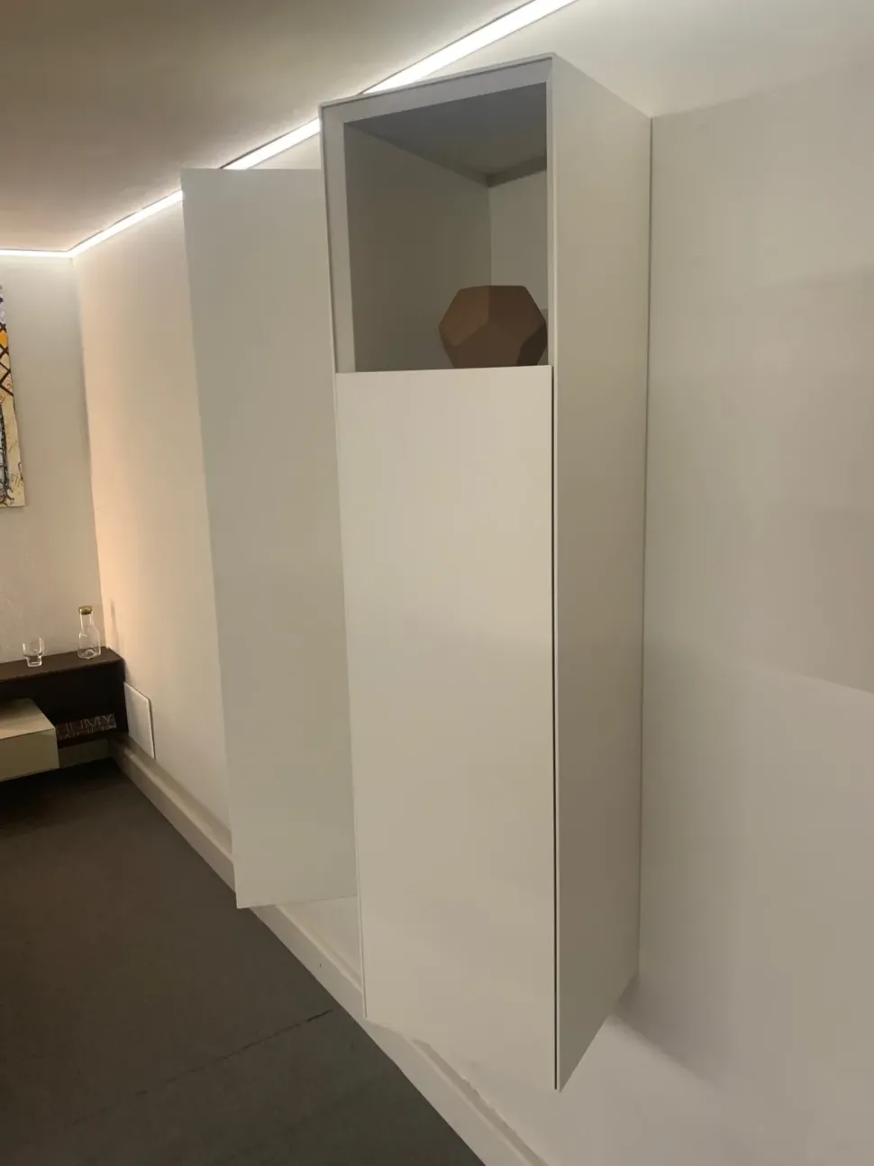 Madia Domino cline in stile design di Sangiacomo in Offerta Outlet