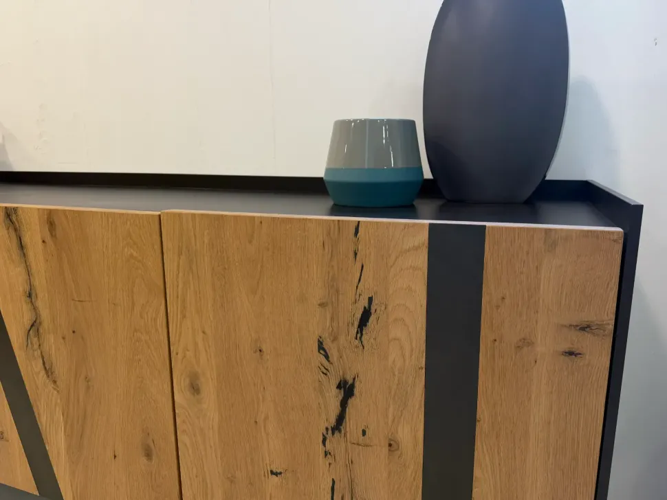 Madia in stile design Elly di Alta corte a prezzo Outlet