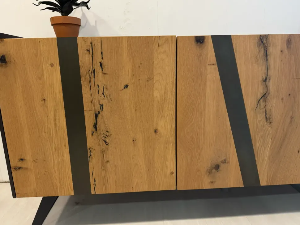 Madia in stile design Elly di Alta corte a prezzo Outlet