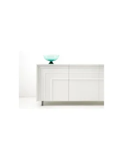 Madia in stile design Gessolina con piedini di Minotti italia in offerta