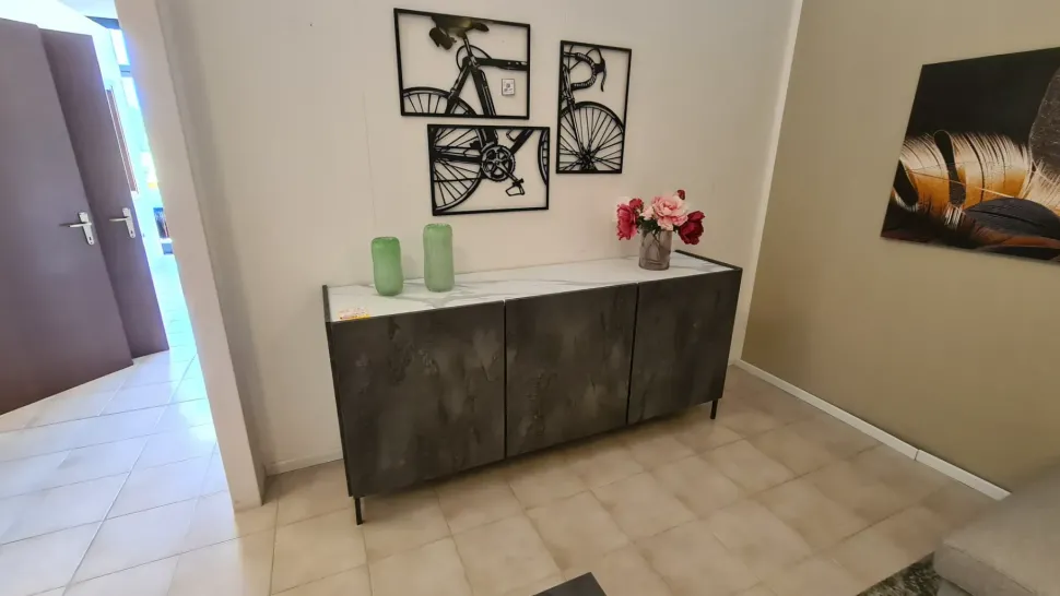 Madia in stile design Madia steel di Collezione esclusiva a prezzo Outlet