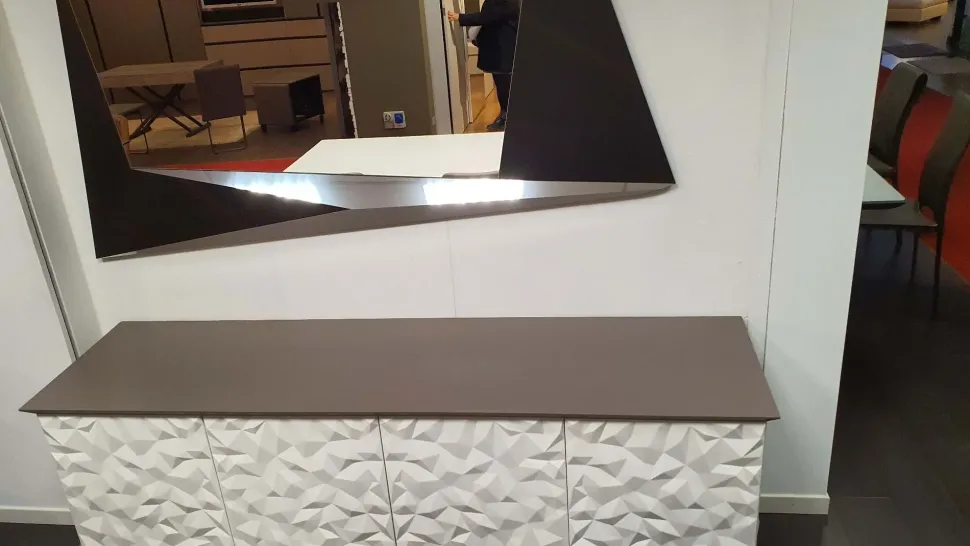 Madia in stile design Vegas di Ozzio in Offerta Outlet