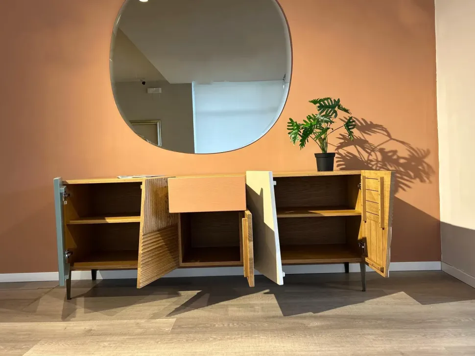 Madia in stile design Zero.16 di Devina nais scontata