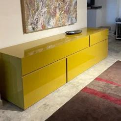 Madia in stile moderno Free di Poliform a prezzo scontato