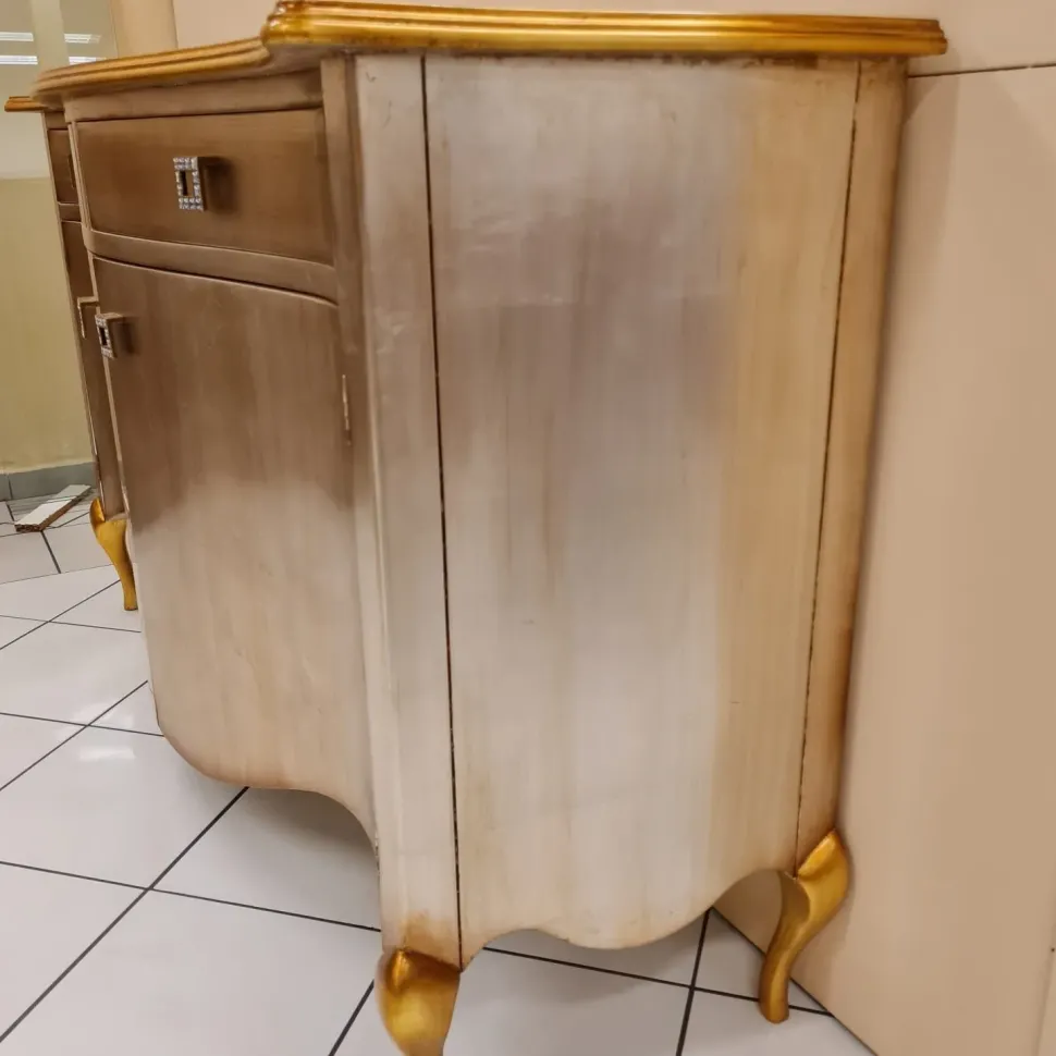 Madia in stile moderno Matisse di Artigianale in offerta