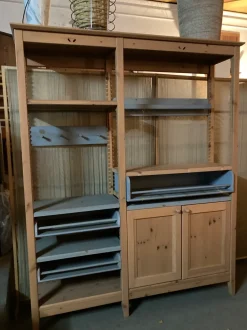 Madia in stile moderno Omnia di Artigianale a prezzo scontato