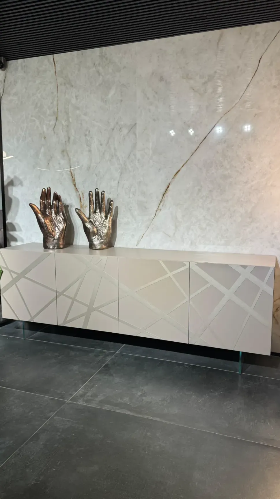 Madia Madia 555 di Voltan in stile design scontata -26%