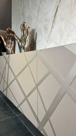 Madia Madia 555 di Voltan in stile design scontata -26%