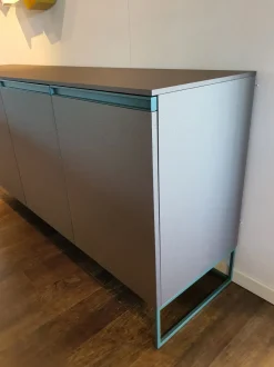 Madia Regolo  in stile moderno di Tomasella in Offerta Outlet