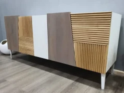 Madia Zero.16 di Devina nais in stile moderno in Offerta Outlet