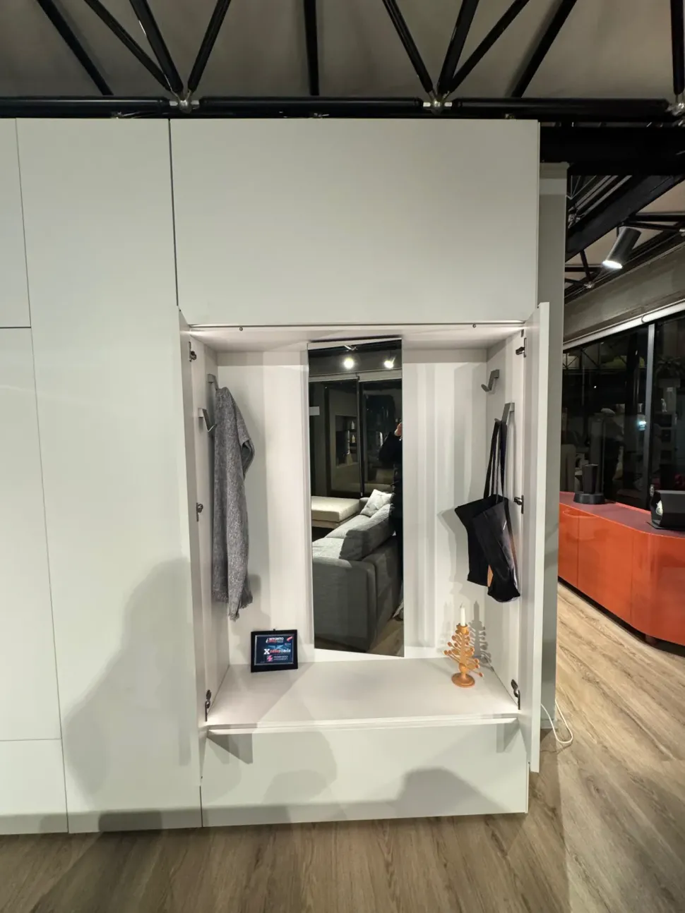 Mobile ingresso modello Roomy moderno di Caccaro a prezzo ribassato