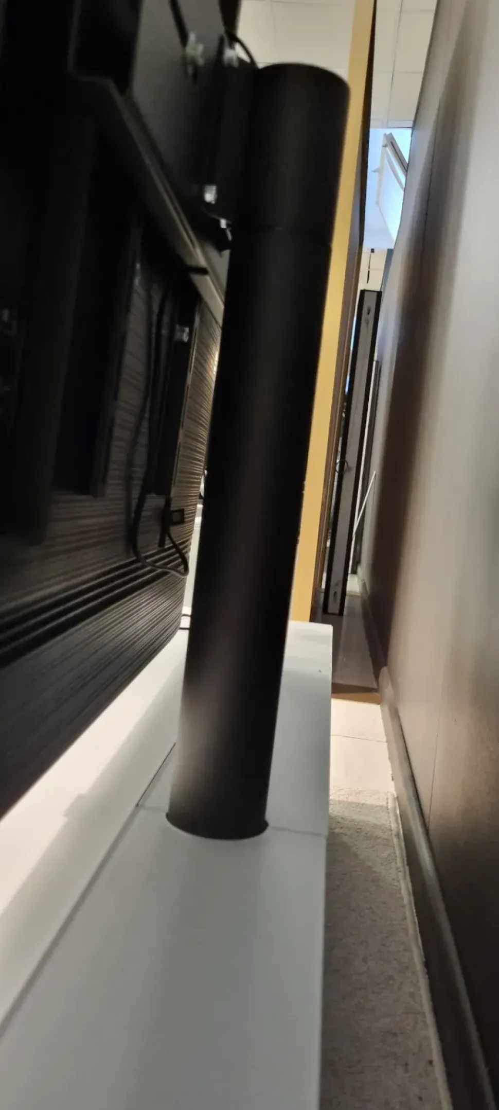 Mobile porta tv Ameno di Spectral in offerta