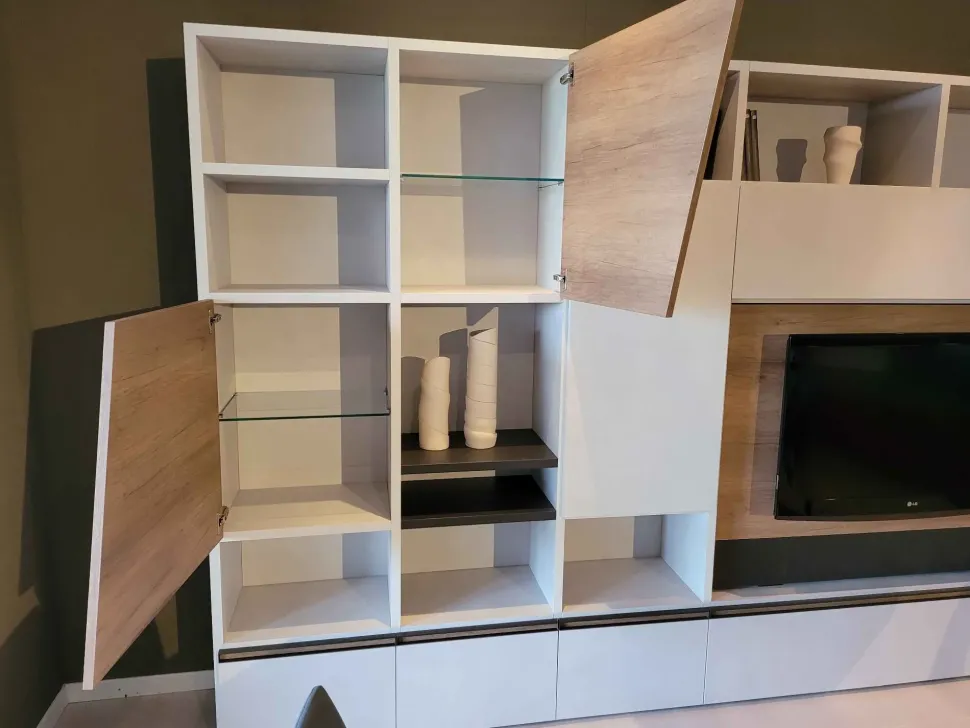 Mobile soggiorno modello Diagonal 2021 di Tomasella a PREZZI OUTLET