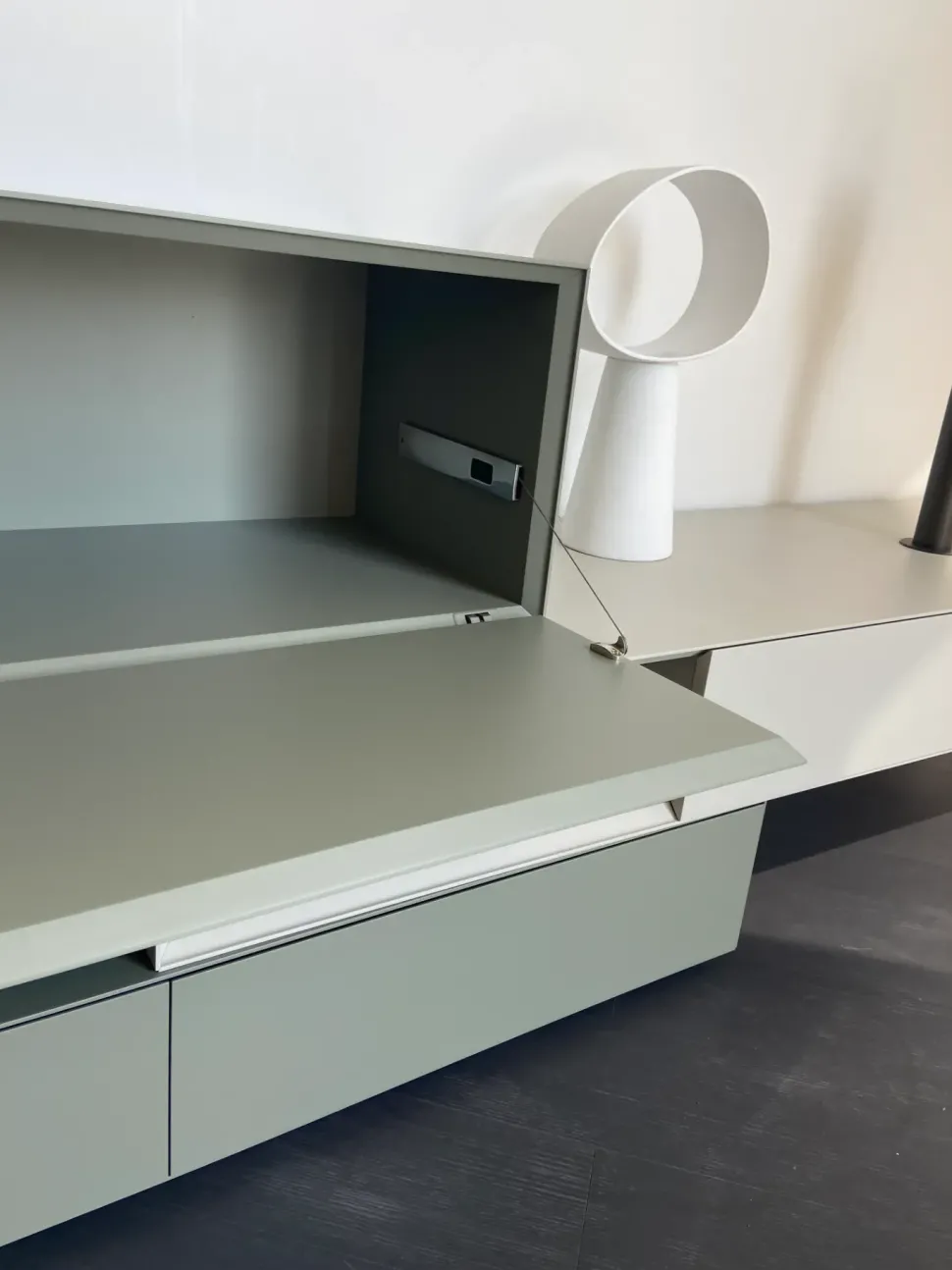 Mobile soggiorno modello Domino vesa di Sangiacomo scontato -32%