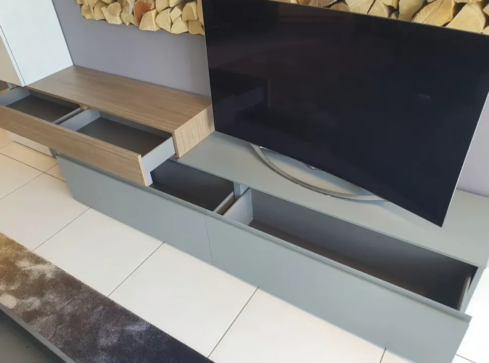 Mobile soggiorno modello Corner 2023 di Tomasella a PREZZI OUTLET