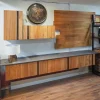 Mobile soggiorno modello Parete soggiorno con ante e boiserie in legno in styke industrial   di Outlet etnico a PREZZI OUTLET