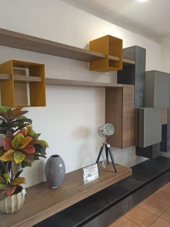 Mobile soggiorno modello Parete sfalzata di Imab scontato -50%