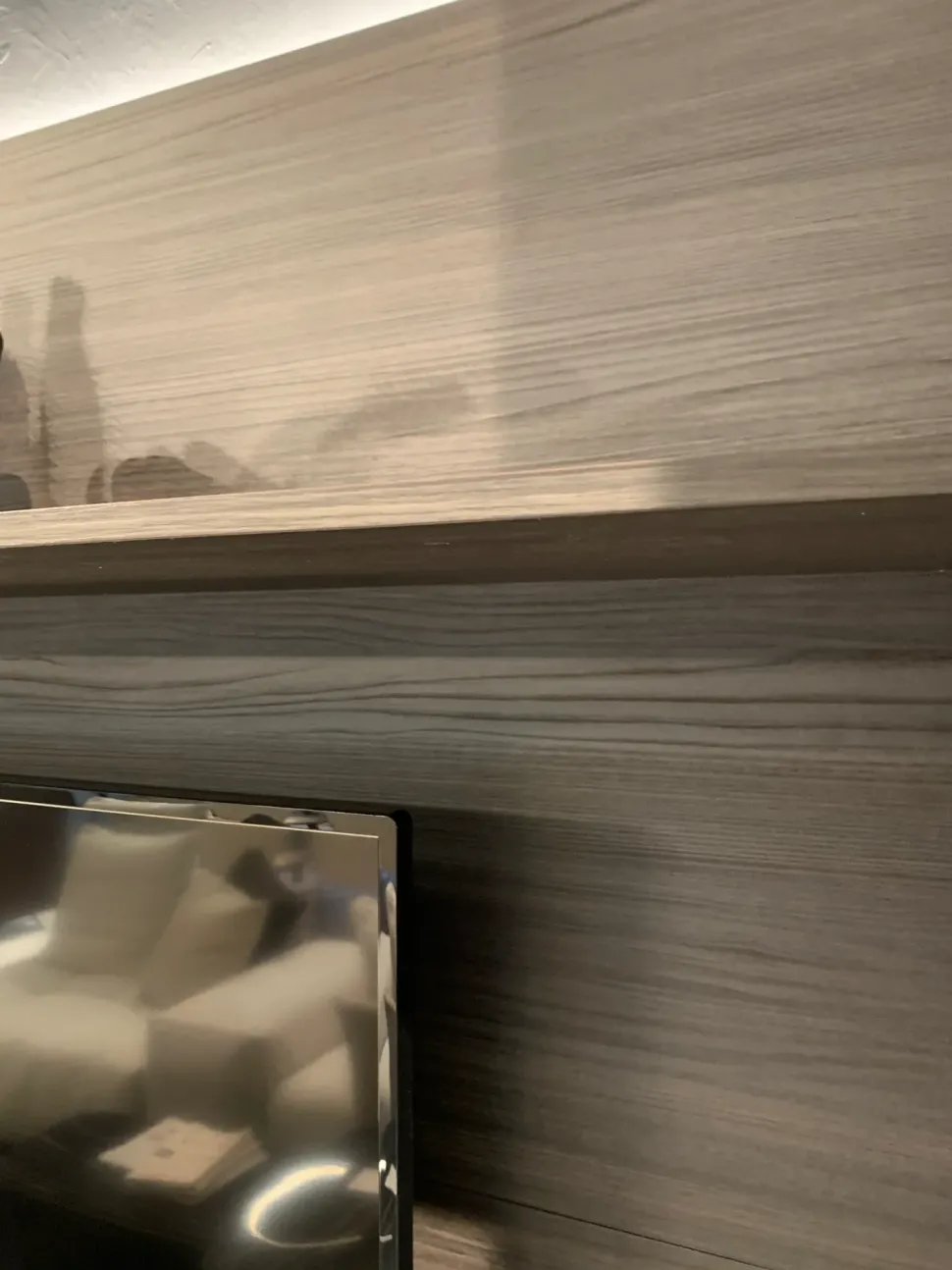 Mobile soggiorno modello Soggiorno vetrina brunito di Novamobili a PREZZI OUTLET