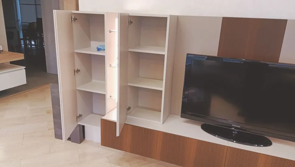 Mobile soggiorno modello Skyline di Astor mobili a PREZZI OUTLET