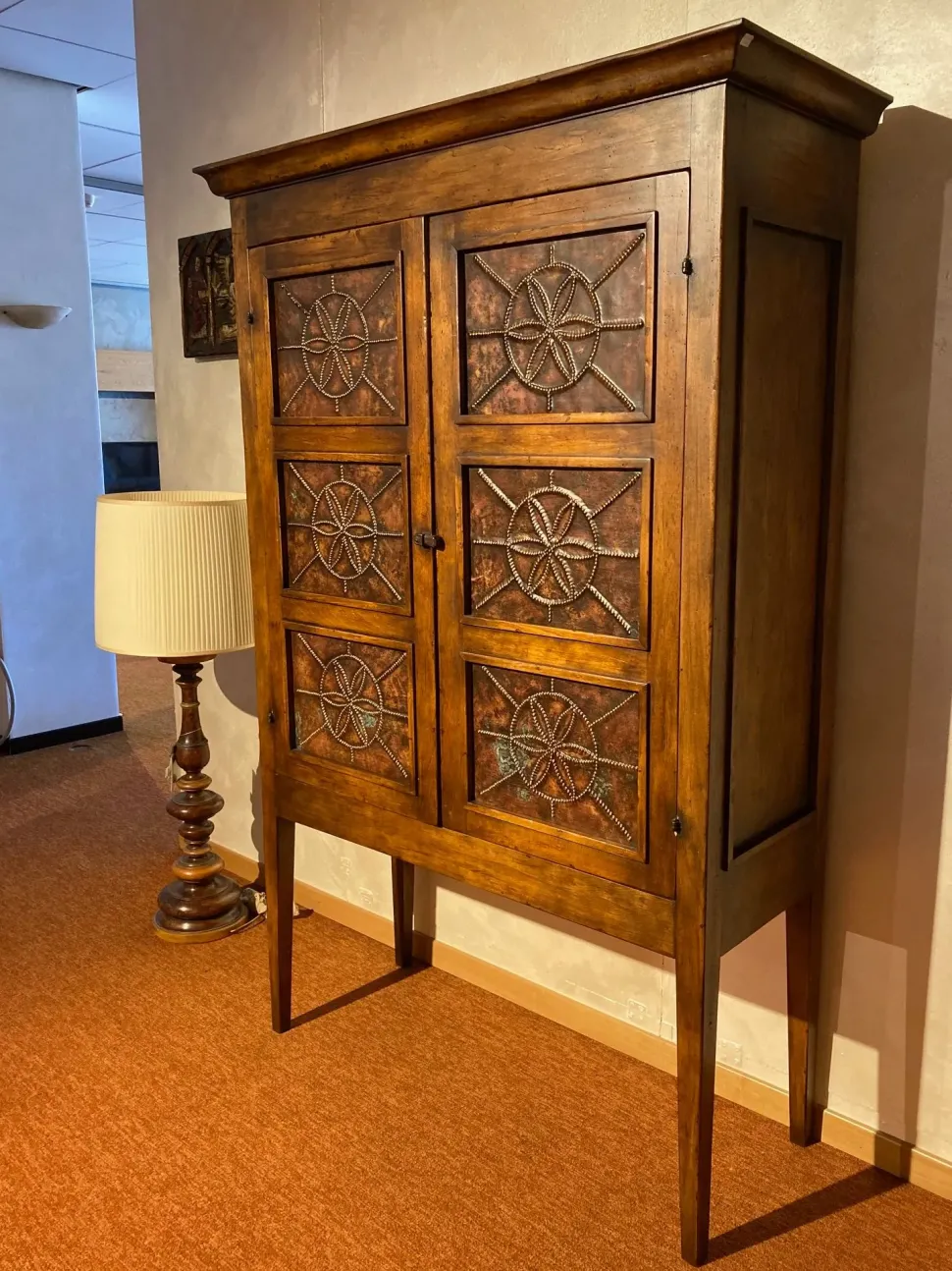 Offerta Outlet: Madia Massello stile classico Artigianale.