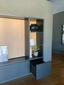 Parete attrezzata 505 up Molteni&C: un'esclusiva combinazione di stile e praticità. Sconto imperdibile!