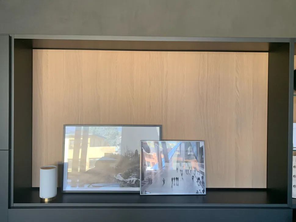 Parete attrezzata 505 up Molteni&C: un'esclusiva combinazione di stile e praticità. Sconto imperdibile!