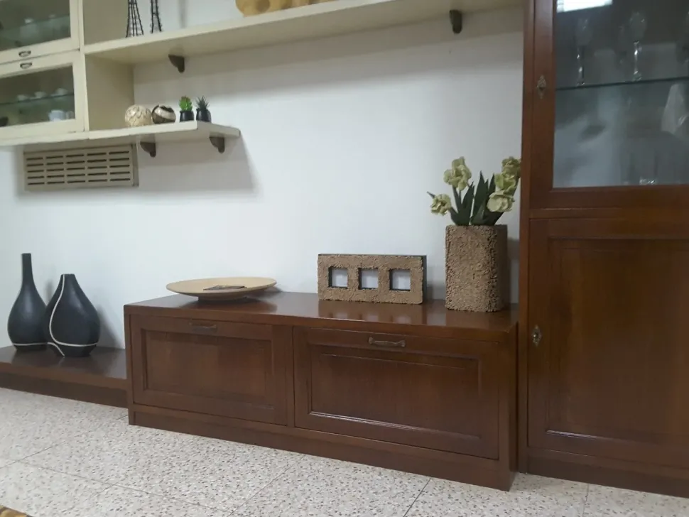 Parete attrezzata Arte povera di Zilio in OFFERTA OUTLET