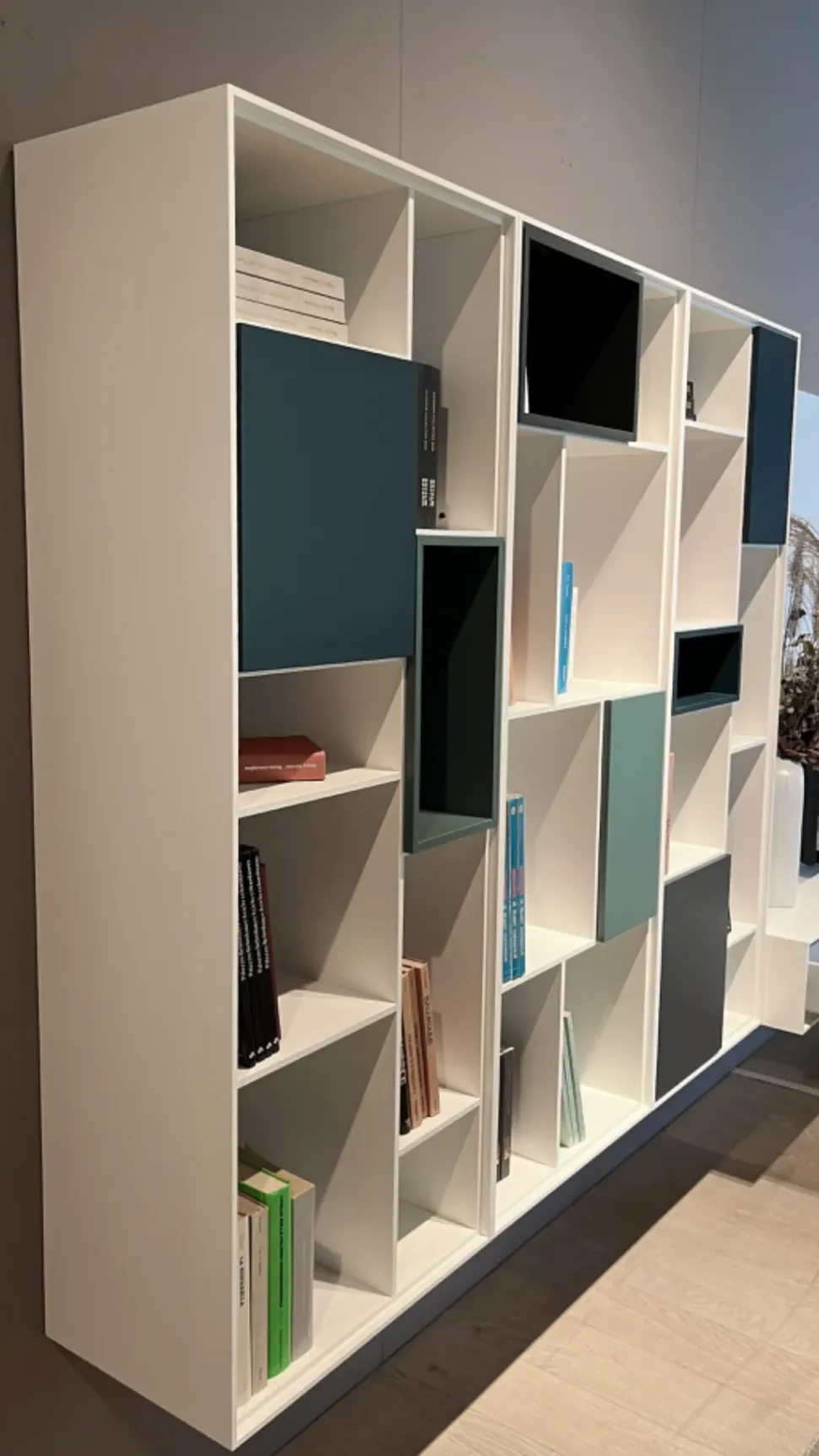 Parete attrezzata Ateneo Capo d'opera in stile moderna a prezzo scontato