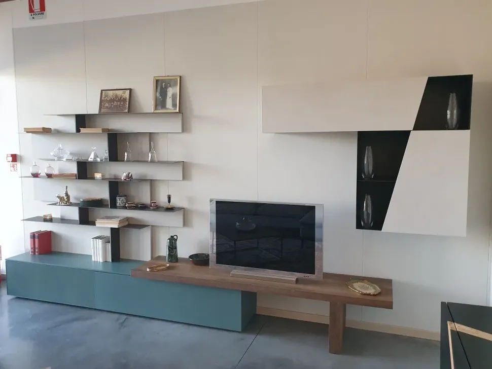 Parete attrezzata Atlante Tomasella in stile moderno a prezzo ribassato affrettati