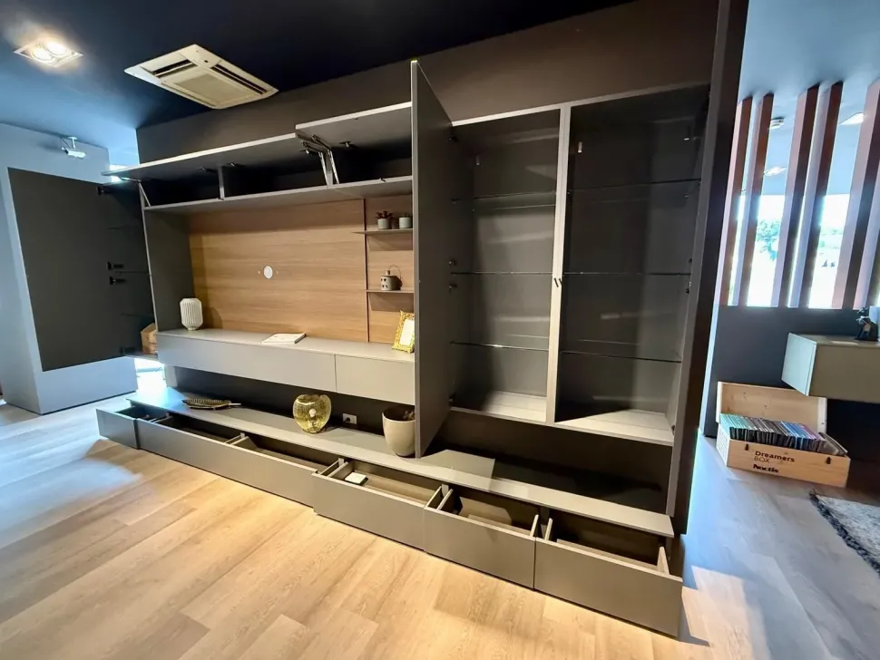 Parete attrezzata Atlante di Tomasella in OFFERTA OUTLET